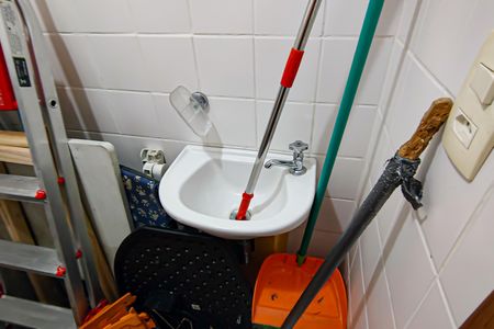Apartamento para alugar com 126m², 4 quartos e 2 vagas Apartamento para alugar com 126m², 4 quartos e 2 vagasBanheiro de Serviço