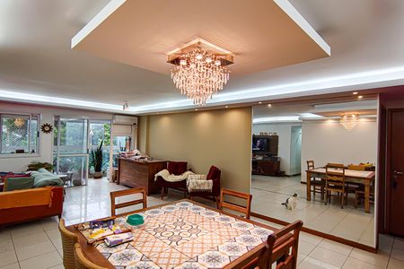 Apartamento para alugar com 126m², 4 quartos e 2 vagas Apartamento para alugar com 126m², 4 quartos e 2 vagasSala