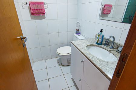 Apartamento para alugar com 126m², 4 quartos e 2 vagas Apartamento para alugar com 126m², 4 quartos e 2 vagasBanheiro