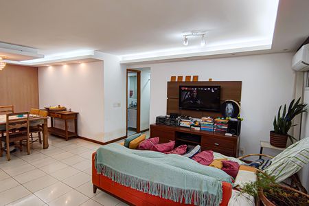 Apartamento para alugar com 126m², 4 quartos e 2 vagas Apartamento para alugar com 126m², 4 quartos e 2 vagasSala