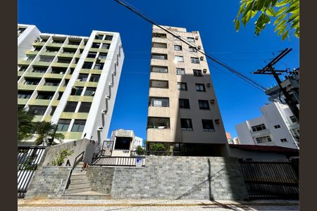Apartamento para alugar com 80m², 2 quartos e 2 vagasFachada