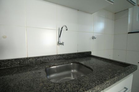 Apartamento para alugar com 80m², 2 quartos e 2 vagasCozinha e Área de Serviço