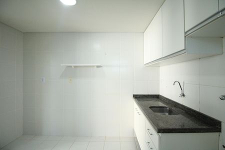 Apartamento para alugar com 80m², 2 quartos e 2 vagasCozinha e Área de Serviço