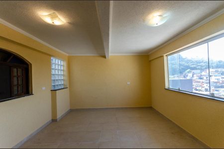 Casa para alugar com 80m², 2 quartos e sem vagaQuarto