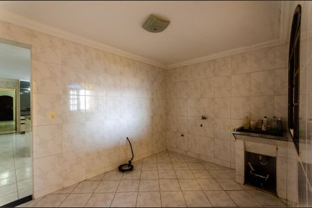 Casa para alugar com 80m², 2 quartos e sem vagaÁrea de Serviço