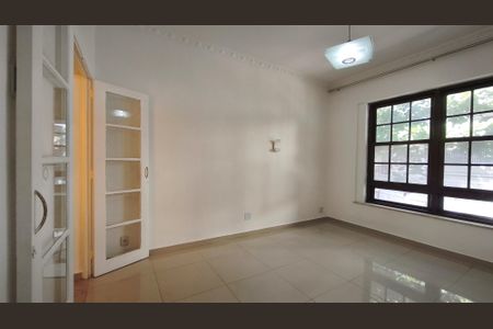 Casa à venda com 300m², 6 quartos e 1 vagaQuarto 3