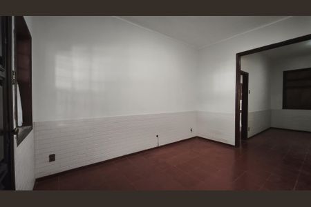 Casa à venda com 300m², 6 quartos e 1 vagaSala