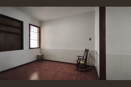 Casa à venda com 300m², 6 quartos e 1 vagaSala