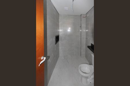 Apartamento à venda com 71m², 2 quartos e 1 vagaBanheiro Social