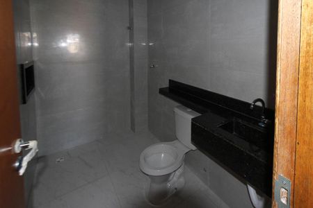 Apartamento à venda com 71m², 2 quartos e 1 vagaBanheiro Social