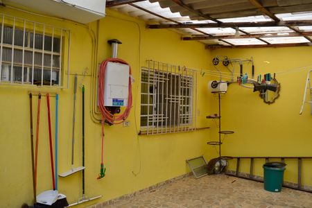 Casa à venda com 240m², 2 quartos e 2 vagasArea externa