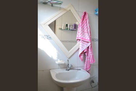 Casa à venda com 240m², 2 quartos e 2 vagasBanheiro