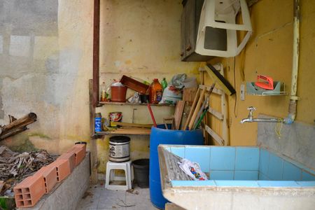 Casa à venda com 240m², 2 quartos e 2 vagasArea externa