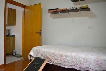 Casa à venda com 240m², 2 quartos e 2 vagasQuarto 2