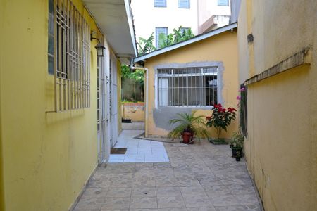 Casa à venda com 240m², 2 quartos e 2 vagasArea externa