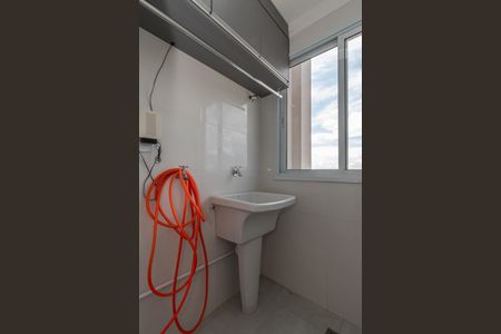 Apartamento para alugar com 55m², 2 quartos e 1 vagaÁrea de Serviço