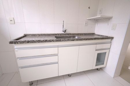 Apartamento à venda com 100m², 2 quartos e 2 vagasCozinha