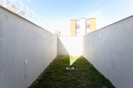 Casa à venda com 119m², 2 quartos e 1 vagaQuintal