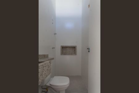 Casa à venda com 119m², 2 quartos e 1 vagaBanheiro da Suíte 1