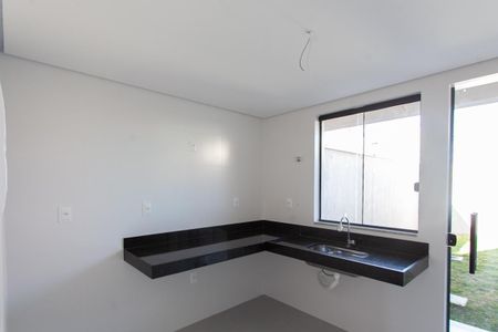 Casa à venda com 119m², 2 quartos e 1 vagaCozinha