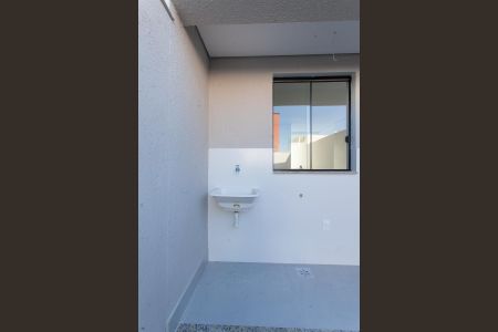 Casa à venda com 122m², 2 quartos e 1 vagaÁrea de Serviço