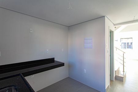 Casa à venda com 122m², 2 quartos e 1 vagaCozinha