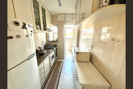 Apartamento à venda com 59m², 2 quartos e 1 vagaCozinha