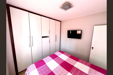 Apartamento à venda com 59m², 2 quartos e 1 vagaQuarto 2