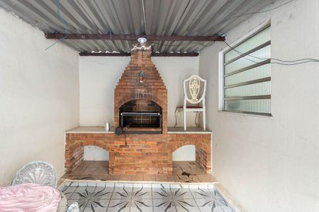 Casa para alugar com 286m², 3 quartos e 4 vagasQuintal