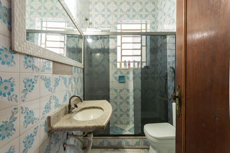 Casa para alugar com 286m², 3 quartos e 4 vagasBanheiro