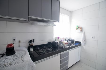 Apartamento à venda com 120m², 3 quartos e 2 vagas Apartamento à venda com 120m², 3 quartos e 2 vagasCozinha e Área de Serviço