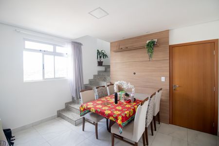 Apartamento à venda com 120m², 3 quartos e 2 vagas Apartamento à venda com 120m², 3 quartos e 2 vagasSala