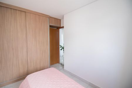 Apartamento à venda com 120m², 3 quartos e 2 vagas Apartamento à venda com 120m², 3 quartos e 2 vagasQuarto da Cobertura