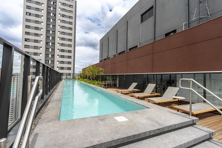 Studio para alugar com 70m², 1 quarto e sem vaga Studio para alugar com 70m², 1 quarto e sem vagaPiscina