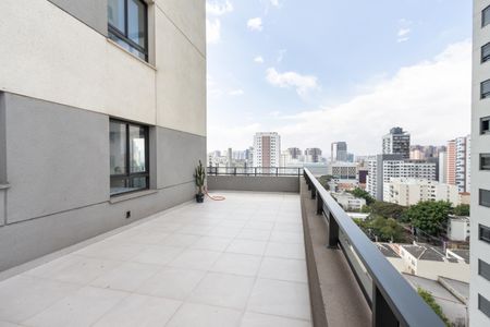 Studio para alugar com 70m², 1 quarto e sem vaga Studio para alugar com 70m², 1 quarto e sem vagaTerraço