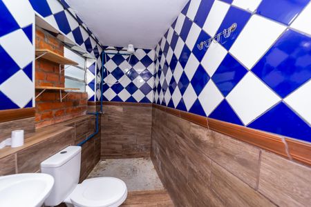 Casa à venda com 312m², 1 quarto e 1 vagaBanheiro