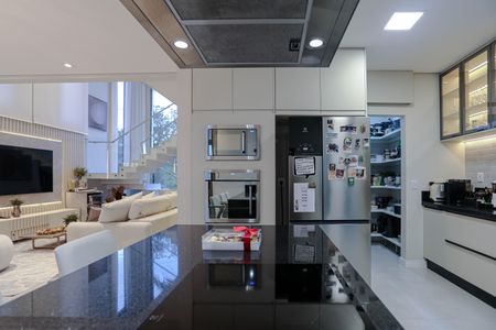 Casa de condomínio para alugar com 300m², 3 quartos e 4 vagasCozinha