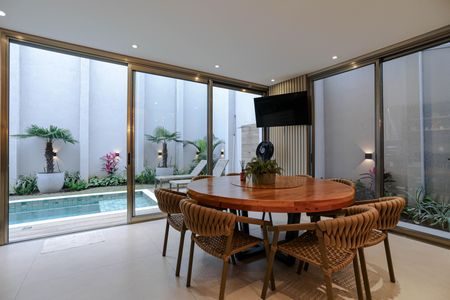 Casa de condomínio para alugar com 300m², 3 quartos e 4 vagasChurrasqueira