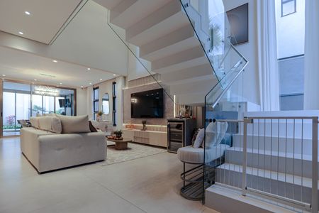 Casa de condomínio para alugar com 300m², 3 quartos e 4 vagasSala