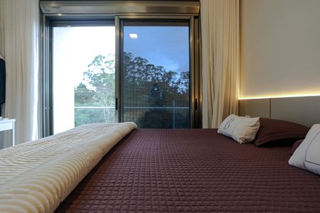 Casa de condomínio para alugar com 300m², 3 quartos e 4 vagasQuarto 1 - Suíte