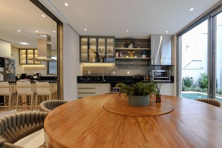 Casa de condomínio para alugar com 300m², 3 quartos e 4 vagasChurrasqueira