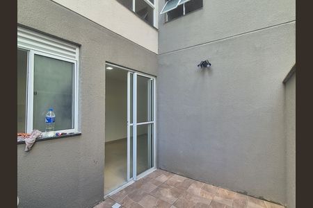 Apartamento para alugar com 65m², 2 quartos e 1 vagaVaranda