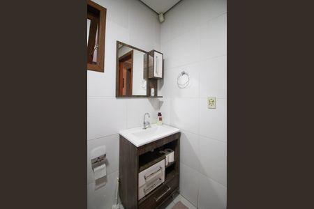 Casa à venda com 140m², 2 quartos e 2 vagasBanheiro 1