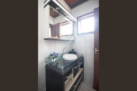 Casa à venda com 140m², 2 quartos e 2 vagasBanheiro 2