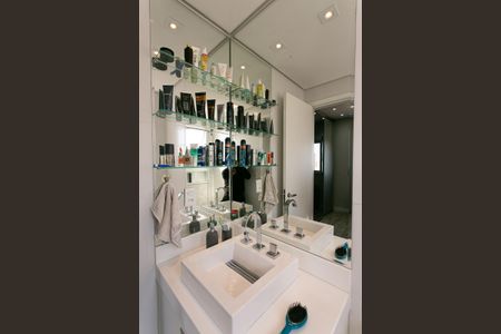 Apartamento à venda com 165m², 3 quartos e 4 vagasBanheiro da Suíte 3