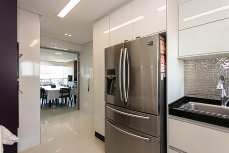 Apartamento à venda com 165m², 3 quartos e 4 vagasCozinha