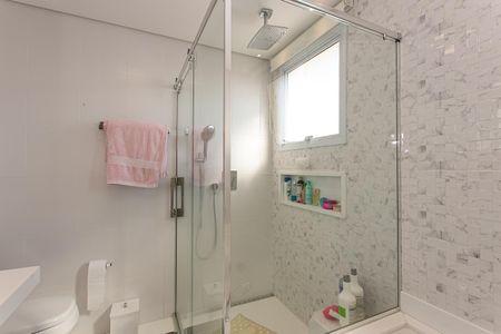 Apartamento à venda com 165m², 3 quartos e 4 vagasBanheiro da Suíte 1