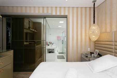 Apartamento à venda com 165m², 3 quartos e 4 vagasSuíte 1