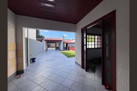 Casa à venda com 280m², 5 quartos e 4 vagas Casa à venda com 280m², 5 quartos e 4 vagasÁrea Privativa