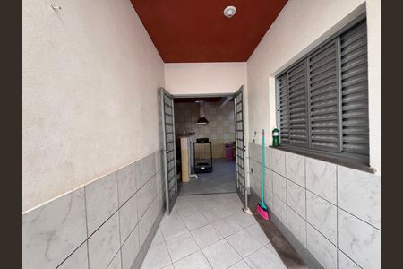 Casa à venda com 280m², 5 quartos e 4 vagas Casa à venda com 280m², 5 quartos e 4 vagasÁrea Privativa